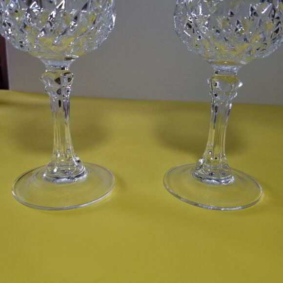 Cristal Darques six and one half inches (3) wine glasses - Picture 6 of 11